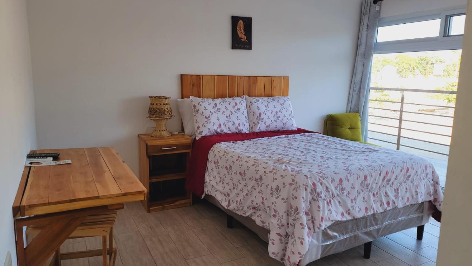 Apartamentos Mundo Maya Habitaciones Флорес Экстерьер фото